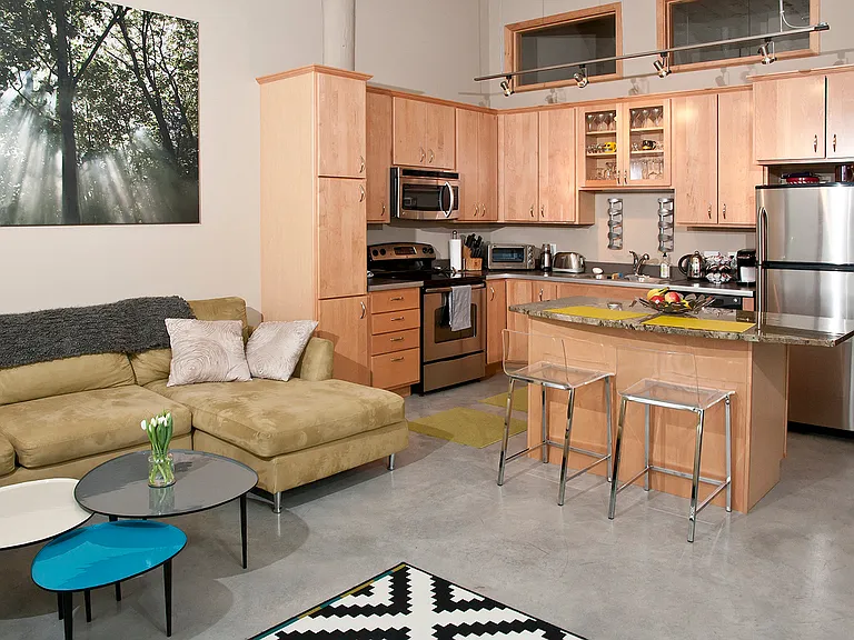 Buzza Lofts of Uptown — Photo 33