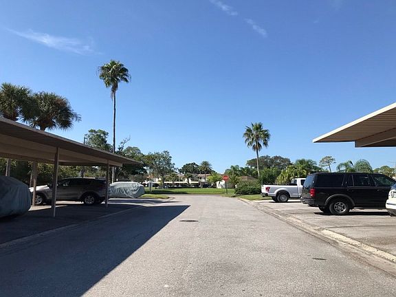 4th image of 209 Mary Dr