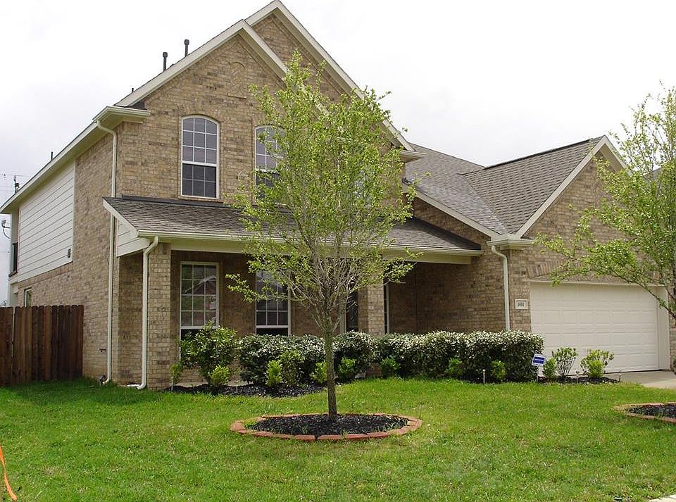 1st image of 4604 Lakefront Terrace Dr