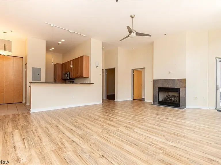 1951 W 26th St #316 — Photo 3