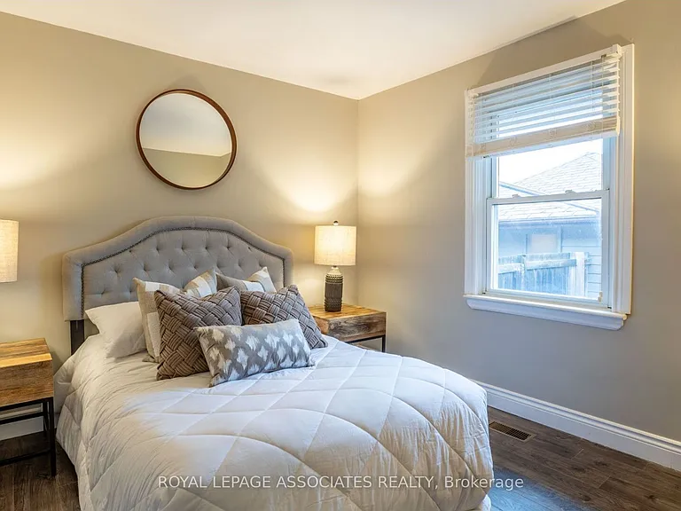 203 Cromwell Ave #MAIN — Photo 24