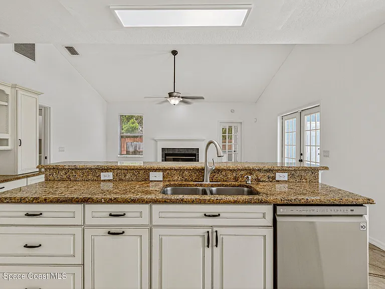 2240 Marsh Harbor Ave — Photo 26