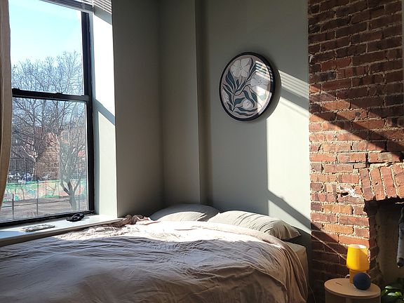 3rd image of 1191 Bedford Ave APT 2F