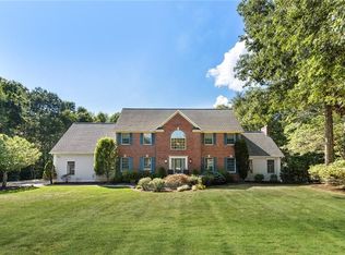 10 Foster Way, East Greenwich, RI 02818