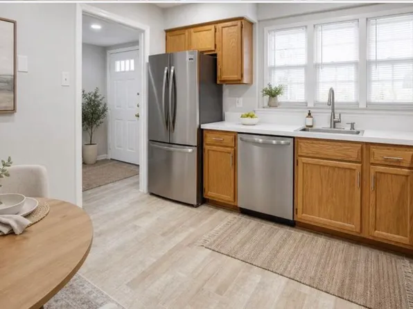 14507 Saint Germain Dr, Centreville, VA 20121