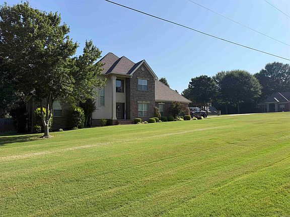 2nd image of 5600 Pear Tree Dr