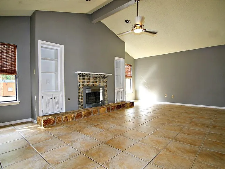 6601 Colina Ln — Photo 7