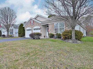 27 Derby Dr, Galloway, NJ