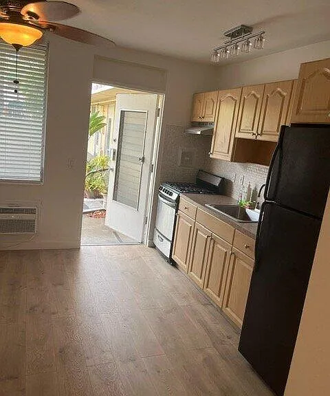 441 Collins Ave #6 — Photo 7