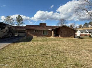 360 Big Springs Rd, Elizabethton, TN 37643