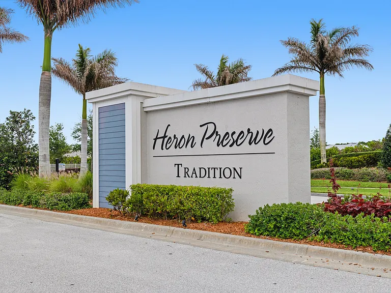12327 SW Sand Dollar Way — Photo 2