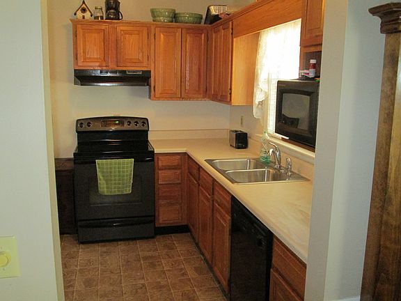 Kitchen with appliances