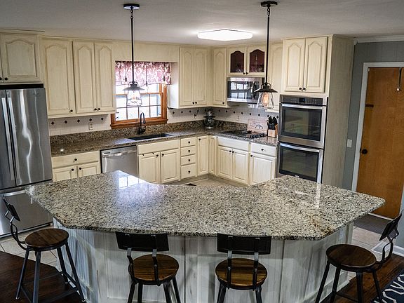 Kitchen Island! 