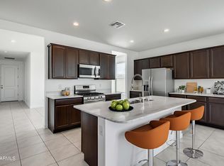 939 W Angus Rd, San Tan Valley, AZ 85143