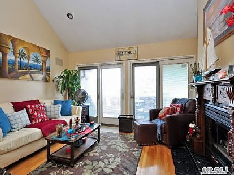 4th image of 375 B Broadway