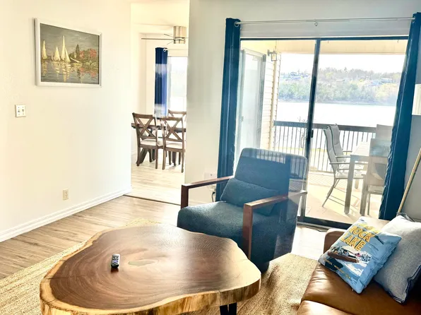 361 Anchors Point Lane #302, Kimberling City, MO 65686
