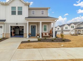 6 Sparrow Ln, Greenville, SC 29607