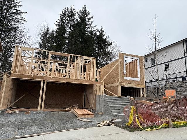 1st image of 11085 241a St