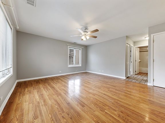 4th image of 1443 Cove Dr Unit 198-A