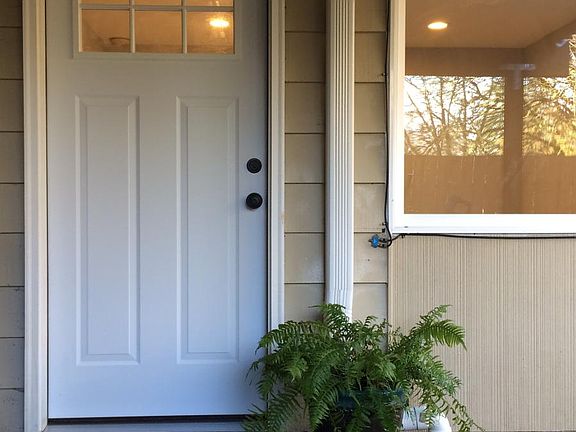 Additional view of private entrance