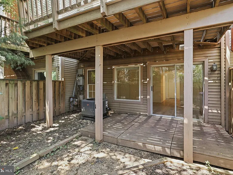 12214 Grassy Hill Ct — Photo 22
