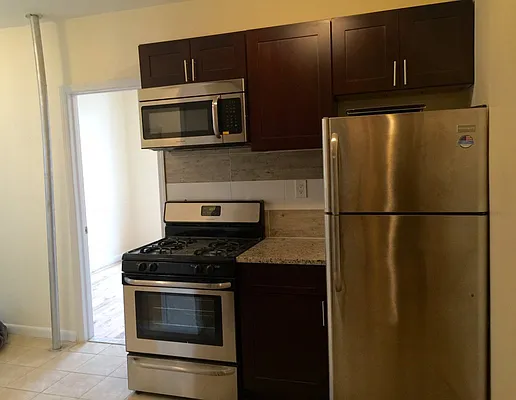 Rented by Bohemia Realty Group | media 17