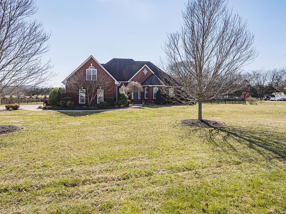 1st image of 2905 Morton Ln