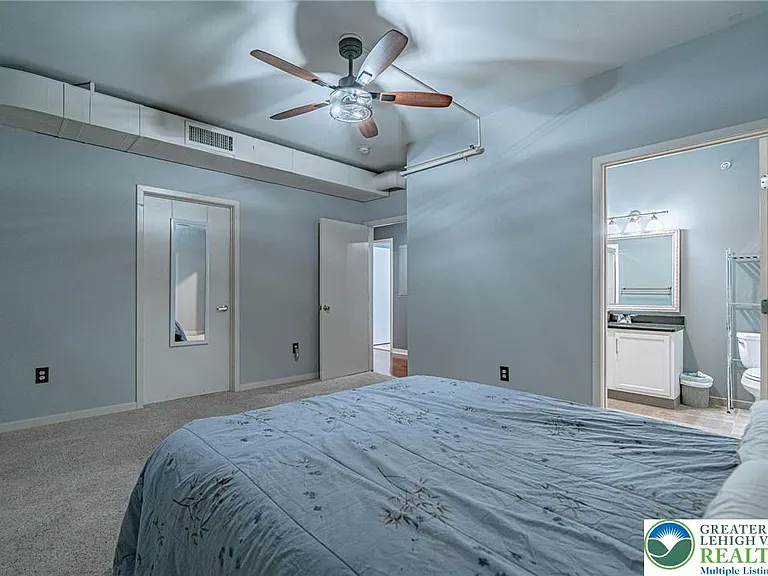 11 W 2nd St #340 — Photo 17
