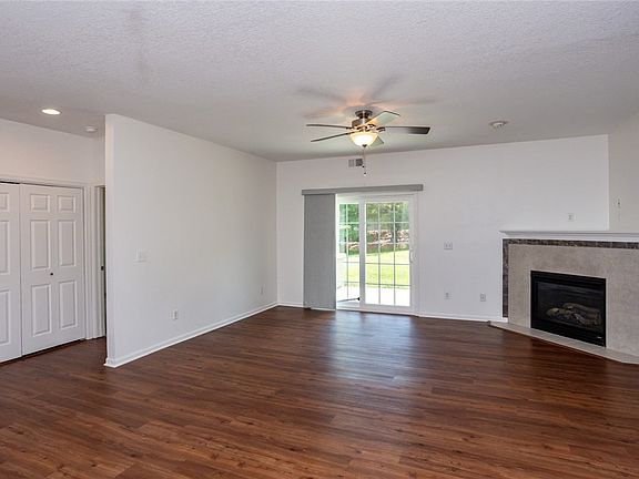3rd image of 6255 Beechtree Dr Unit 2108