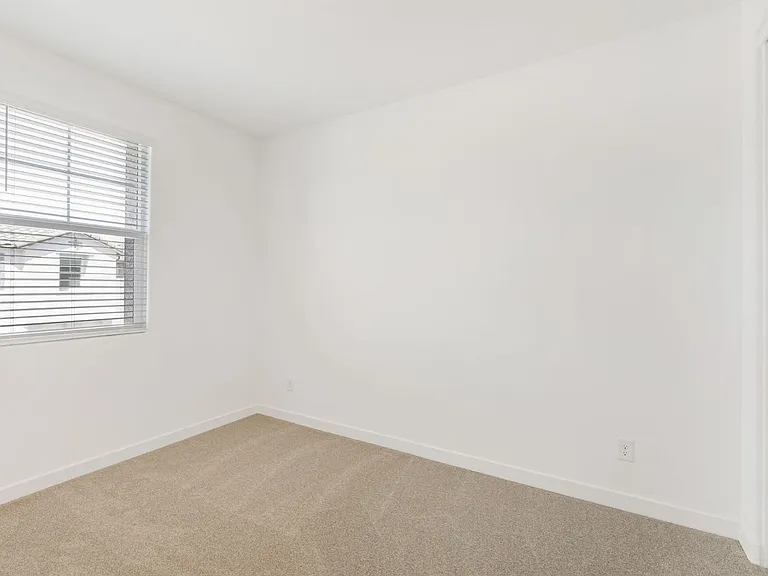 24623 N 164th Dr — Photo 19