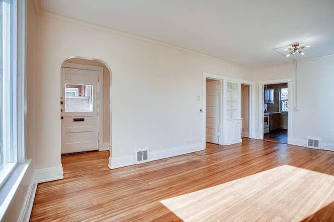 2 bed, 866 sqft, $2,250 — Photo 4