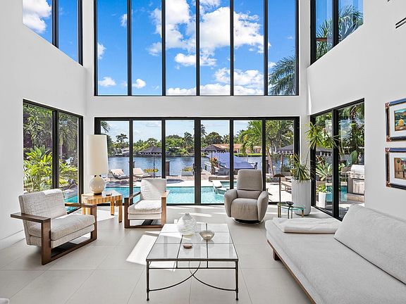 3rd image of 2813 Coral Shores Drive