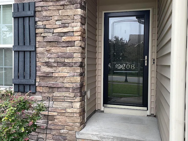 2208 Tulls Cove Rd — Photo 2