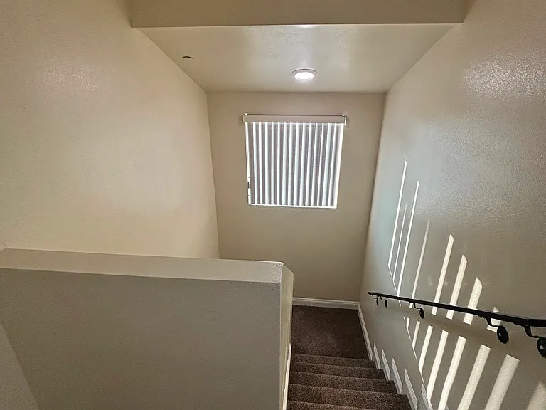 1337 W 55th St — Photo 8