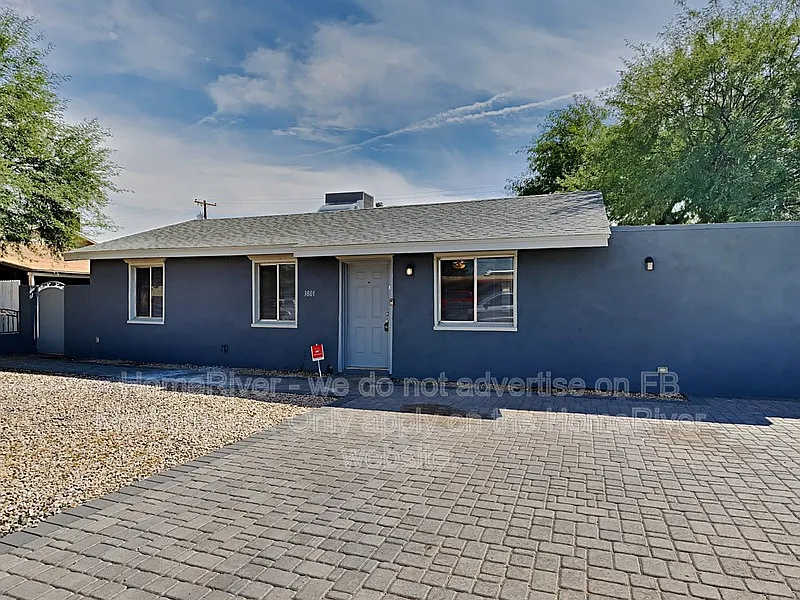 3801 W Tamarisk Ave