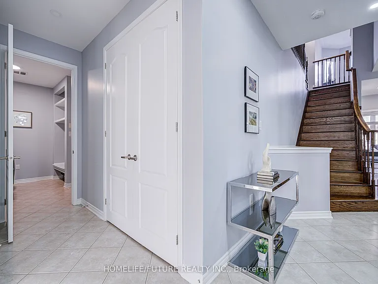 342 Laundon Ter — Photo 20
