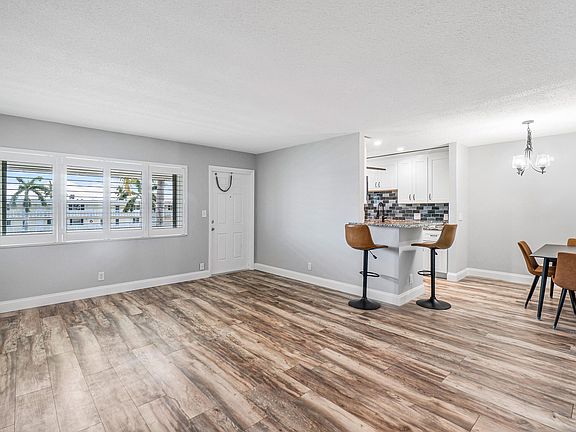 4th image of 101 Doolen Court #310
