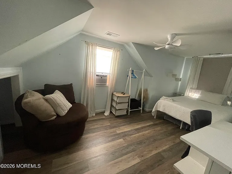 265 E Virginia Ave — Photo 10