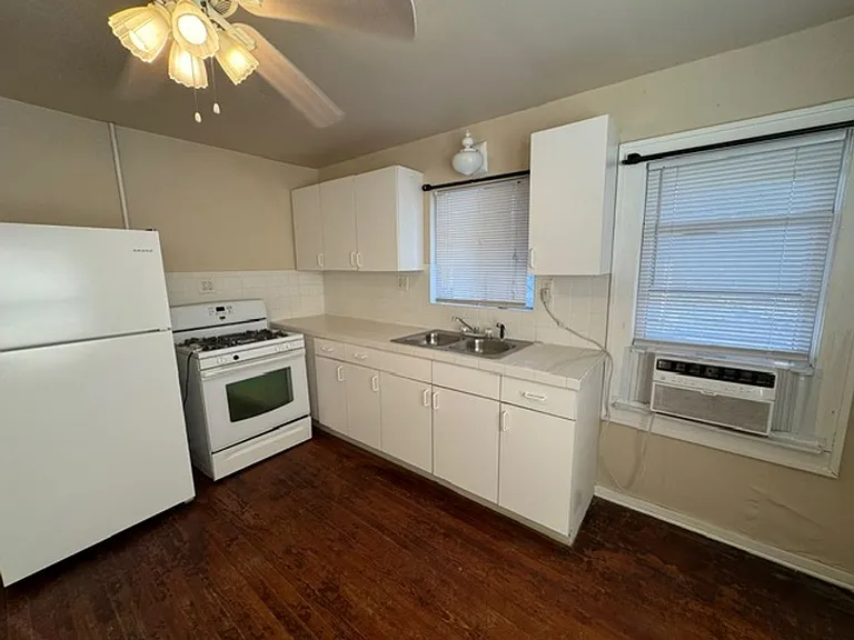 1446 NW 31st St #A — Photo 4