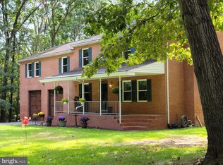 8321 Woodland Rd, Pasadena, MD 21122