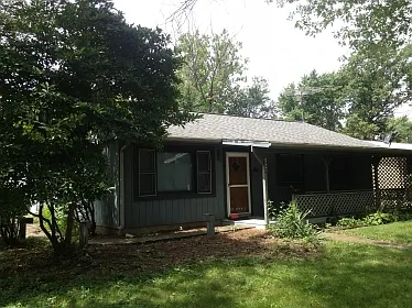 1009 S Country Squire Dr photo 1