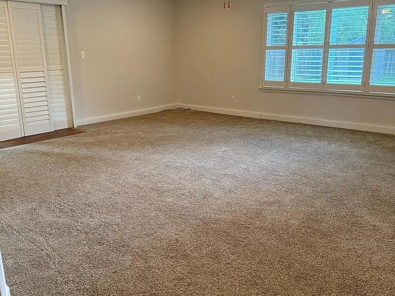 7915 Fairfax Rd — Photo 11