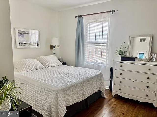 2620 Poplar St #2 — Photo 13