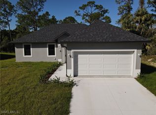 6008 S Moss Cir, Labelle, FL 33935