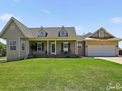 2510 Ridge Top Dr SW, Byron Center, MI, 49315