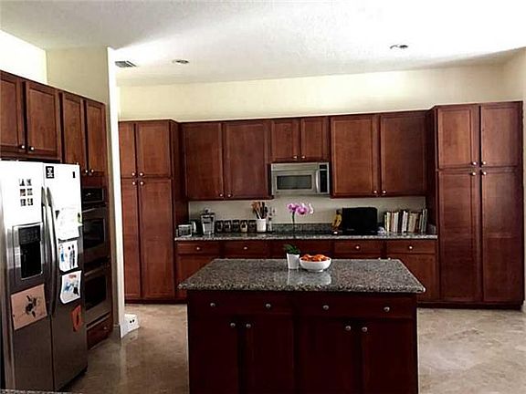 4th image of 7945 Sw 195 St