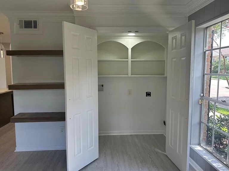 14401 Misty Meadow Ln — Photo 10