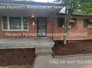 6101 Shadow Run Rd, Louisville, KY 40219