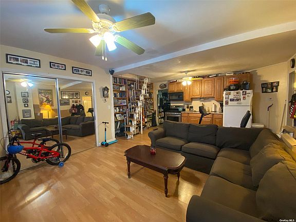 5th image of 124-17 22nd Ave