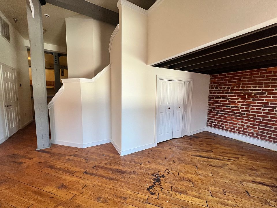 1st image of 19-21 S 13th St #501